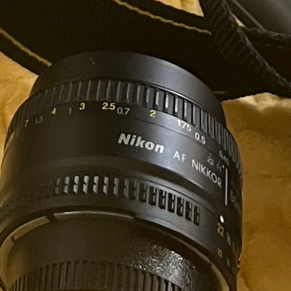 Nikon D90 with two lens and the flash